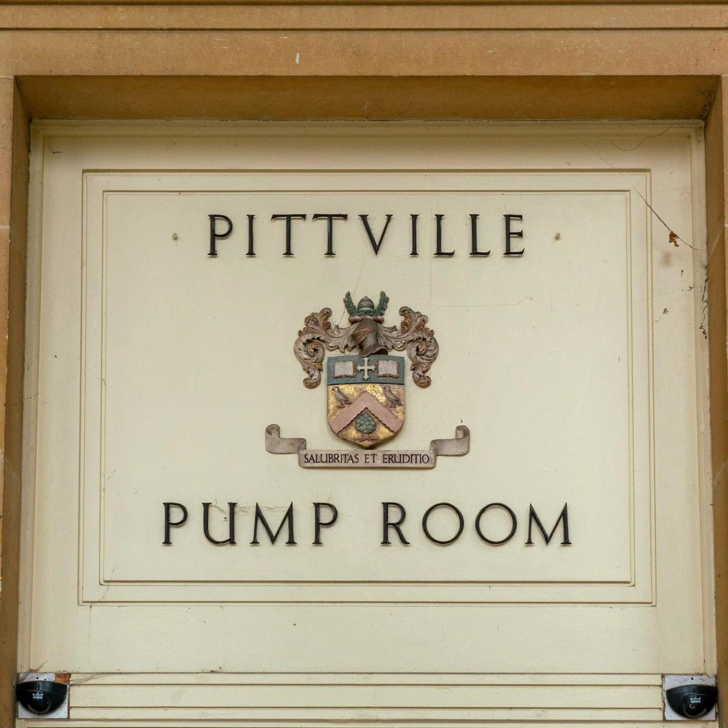 Villa Pass The Keys Stylish Grade II Listed House Cheltenham Exterior foto